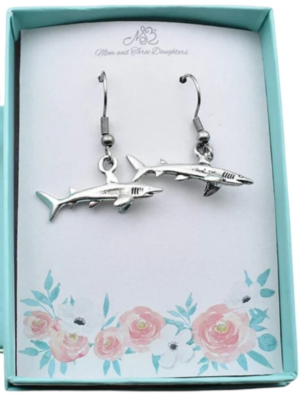 Mom and Three Daughters Shark Charm Earrings Silver Pewter Women Ocean NIB